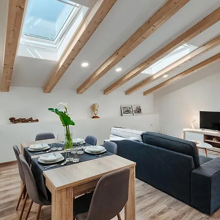 Pasqua Luxury Apartment